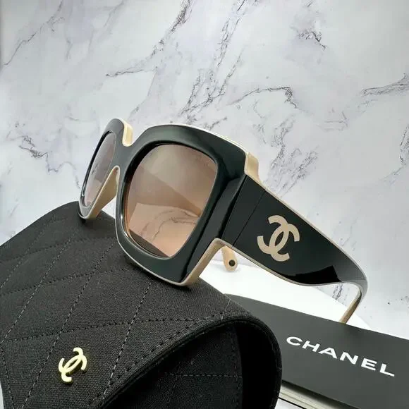 New CHANEL Sunglasses - Picture 2 of 16